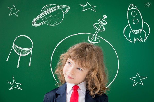 Schoolgirl near the blackboard (3)-600x400.jpg